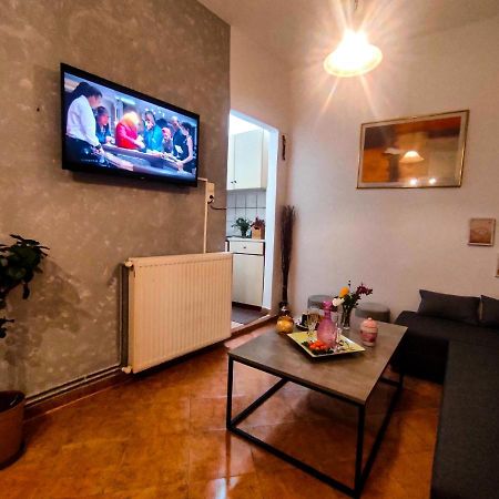 Kastra Bella 2 Bedroom Condo In Corfu Town ภายนอก รูปภาพ